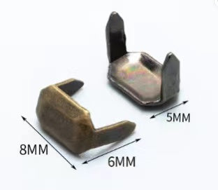 Two small YIPAI Adornments metal clips with upright flanges are shown; one is bronze-colored, the other silver. Each measures 8mm wide, 6mm deep, and 5mm high.