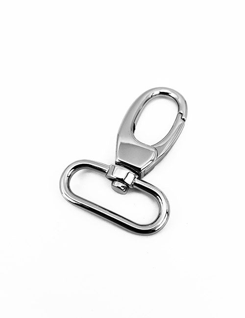 The YIPAI Snap Hooks feature a shiny silver metal swivel snap hook clasp with an oval base, shown against a plain white background.