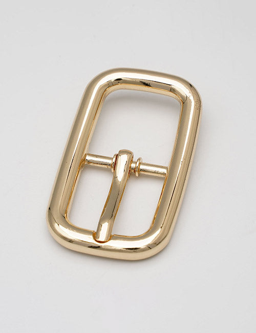 The YIPAI Buckles brand features a gold rectangular belt buckle with rounded corners and a central prong, shown against a plain light background.