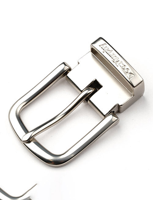 The YIPAI Buckles is a shiny silver metal belt buckle with a rectangular frame, a prong, and engraved text on the top edge.