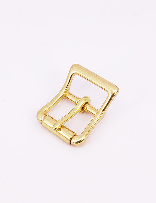 The YIPAI Buckles features a shiny gold finish, a curved rectangular shape, and a central prong, showcased against a plain white background.