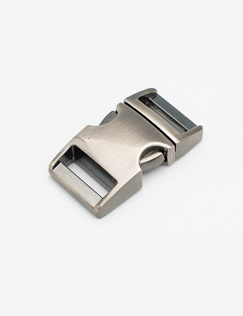 The YIPAI Buckles product is a metallic, rectangular side-release buckle with a smooth finish, designed for use with straps and photographed against a white background.