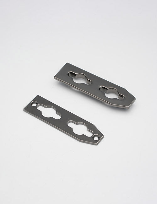 Two YIPAI Handles mounting plates, each featuring two keyhole-shaped cutouts and a hole at each end, are displayed on a plain white background.