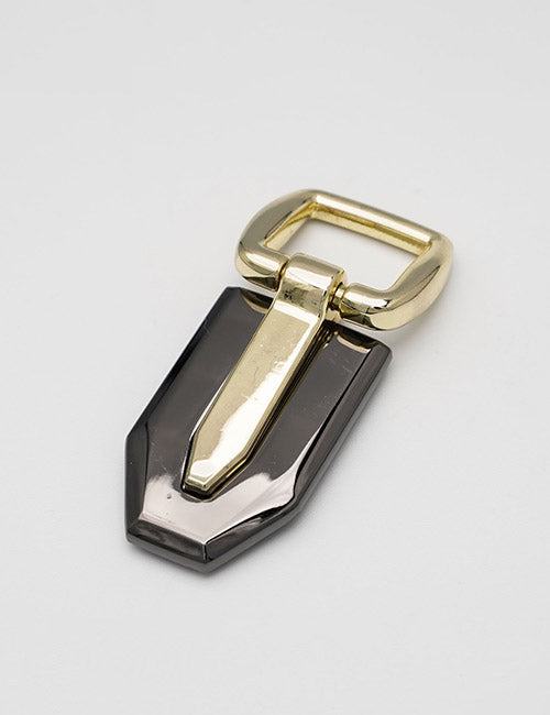 The YIPAI Handles belt features a gold and black rectangular buckle with a pointed arrow-shaped end piece, shown on a plain white background.