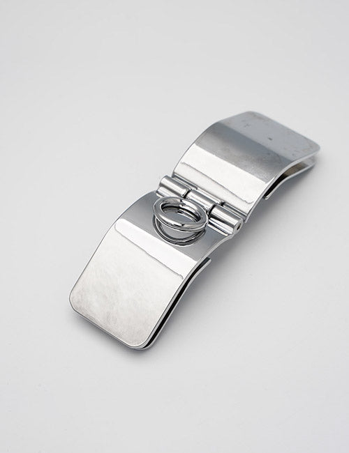 The YIPAI Handles is a sleek, silver metal money clip featuring a hinged design and a circular top accent, shown against a plain white background.
