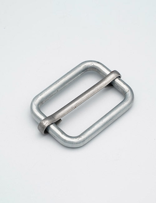The YIPAI Rings & Slides features a silver rectangular metal buckle with a central movable bar, displayed on a plain white background.