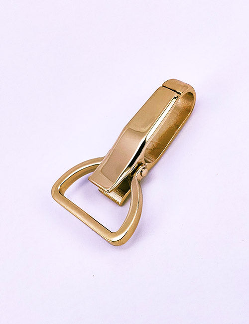 The YIPAI Snap Hooks feature a gold-colored metal swivel design with a rectangular base and rounded clasp, shown on a plain light background.