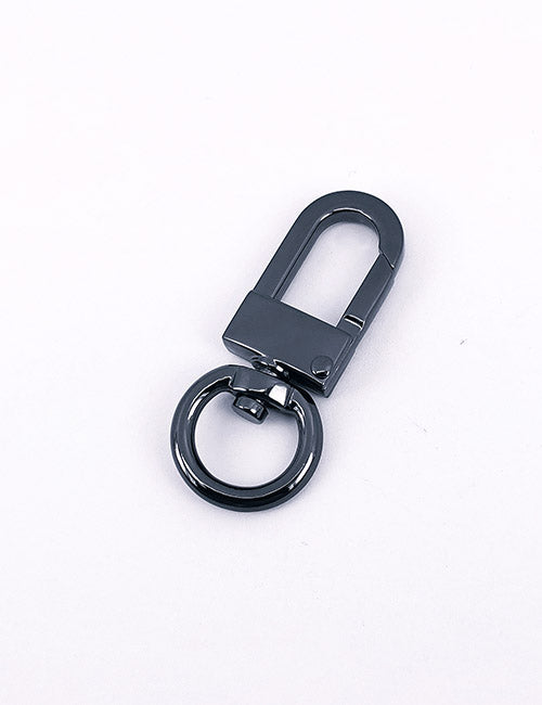 The YIPAI Snap Hooks feature a black metal swivel design with an attached round keyring, shown on a plain white background.