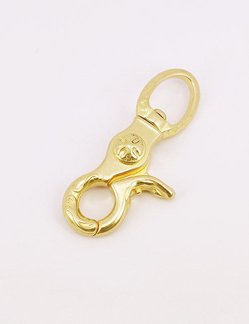 The YIPAI Snap Hooks feature a gold-colored metal swivel with an oval ring at one end and a spring-loaded clasp at the other, shown on a plain white background.