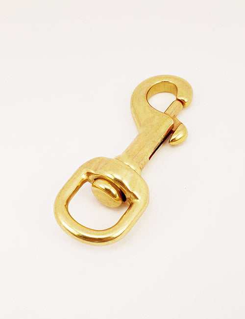 A YIPAI Snap Hook made of brass with a spring-loaded clasp is shown against a plain white background.