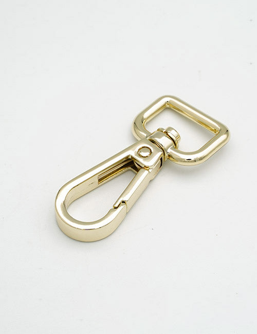 The YIPAI Snap Hooks feature a shiny gold metal swivel clasp with a rectangular loop, shown against a plain white background.