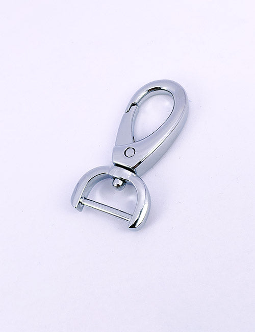 The YIPAI Snap Hook is a silver metal swivel clasp with a spring-loaded gate, shown on a plain white background.