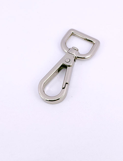 The YIPAI Snap Hooks feature a silver metal swivel clasp with a rectangular loop and spring-loaded latch, displayed on a plain white background.