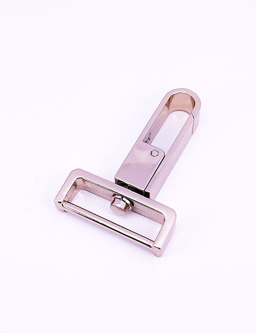 The YIPAI Snap Hooks feature a metallic rectangular swivel clip with a rotating clasp, shown against a white background.