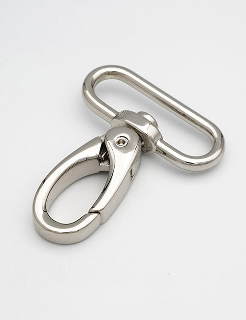 A YIPAI Snap Hooks silver metal swivel clasp with an oval base and spring-loaded gate is displayed on a plain white background.